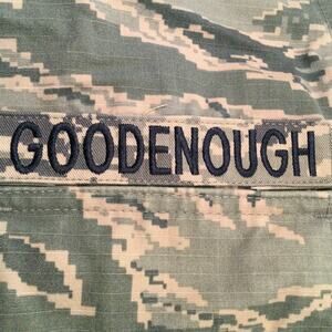 U.S. Air Force camoflouge utility jacket 6R